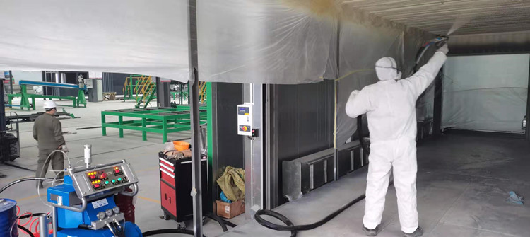 集裝箱噴涂保溫噴涂設備.jpg