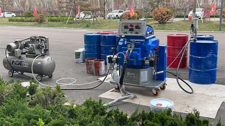 聚脲噴涂設(shè)備 聚脲噴涂設(shè)備