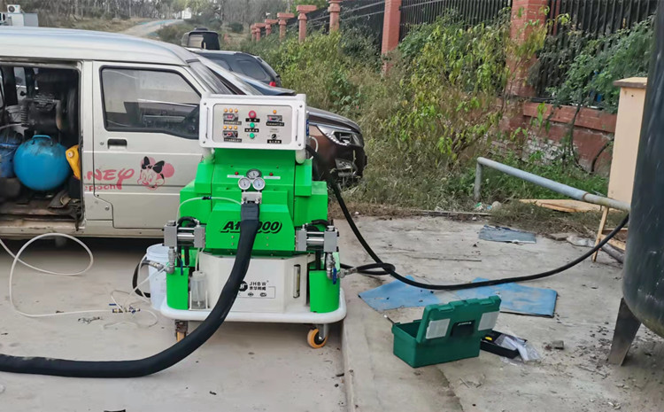 聚脲噴涂機(jī) 聚脲噴涂機(jī)