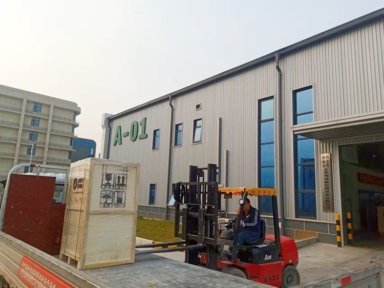 聚脲噴涂機(jī) 聚脲噴涂機(jī)