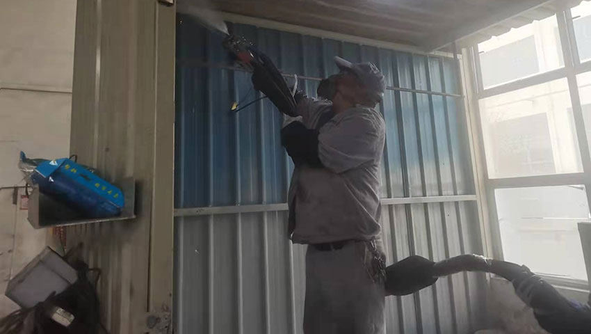 彩鋼板防水防腐設備_聚脲噴涂機-京華邦威 彩鋼板防水防腐設備_聚脲噴涂機-京華邦威