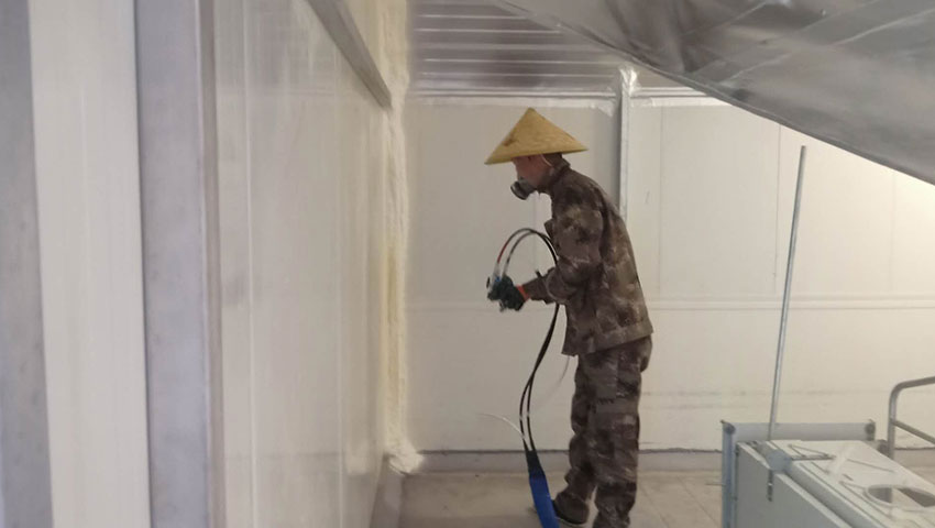 專業(yè)養(yǎng)殖場(chǎng)小型保溫噴涂機(jī)(聚氨酯發(fā)泡機(jī))-京華邦威 專業(yè)養(yǎng)殖場(chǎng)小型保溫噴涂機(jī)(聚氨酯發(fā)泡機(jī))-京華邦威